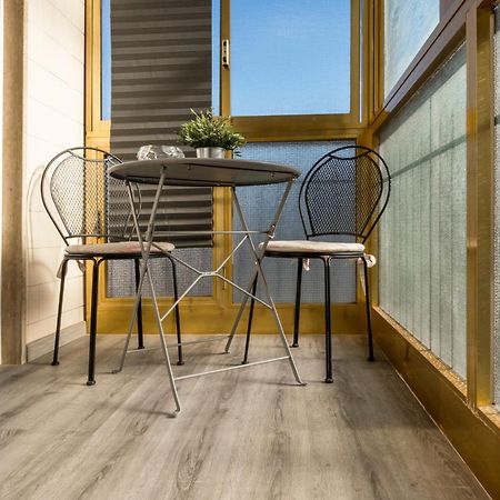 Caliph House 128 Apartment Бари Екстериор снимка