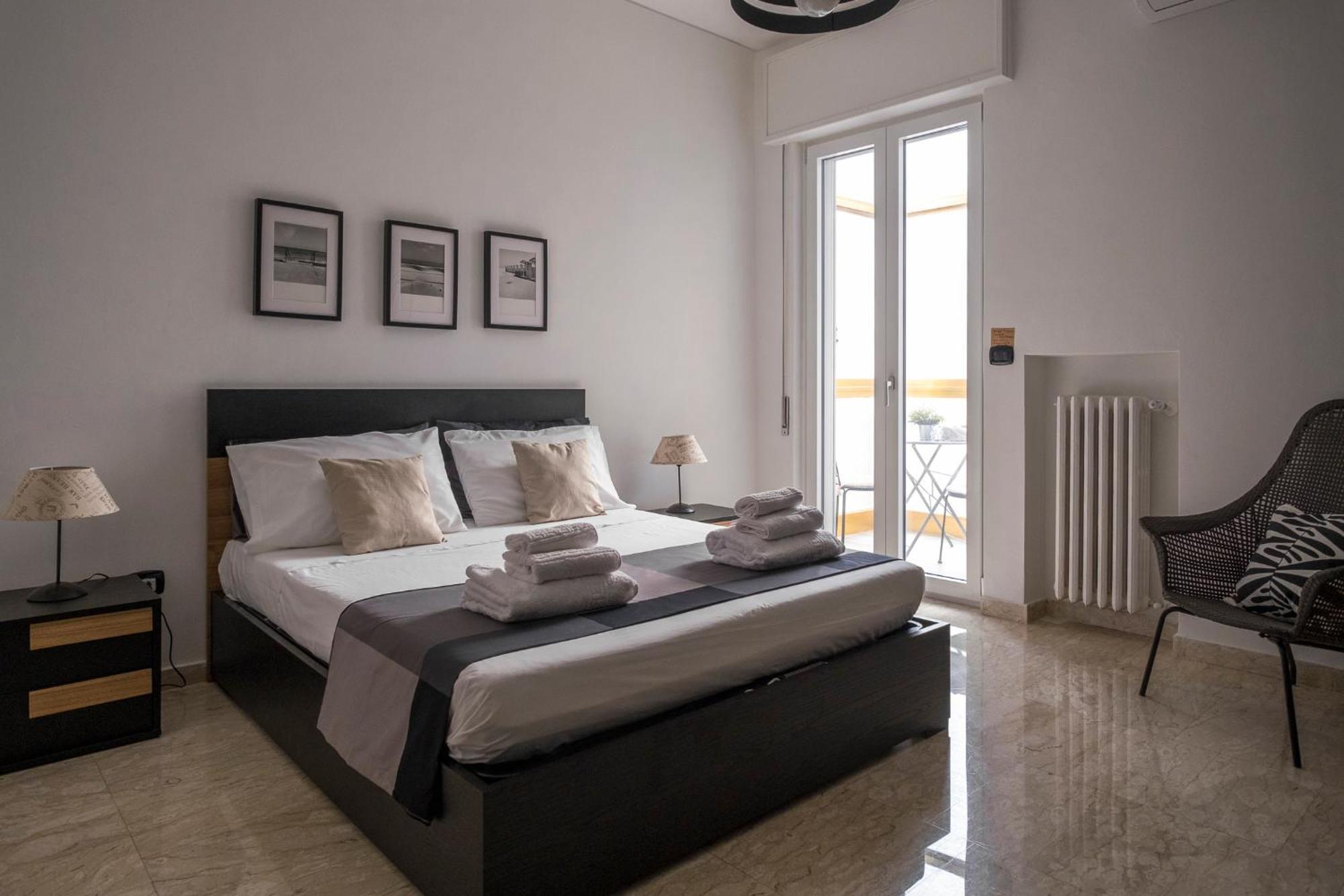 Caliph House 128 Apartment Бари Екстериор снимка